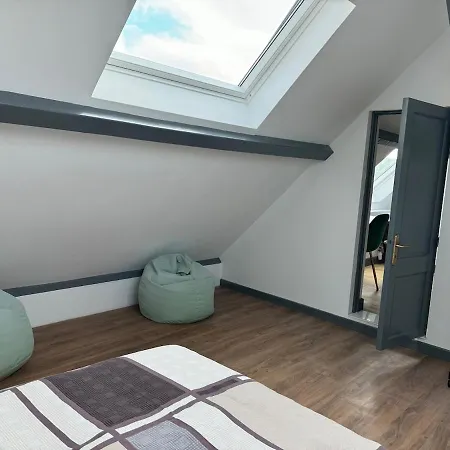 Duplex 2 Proche Tram *